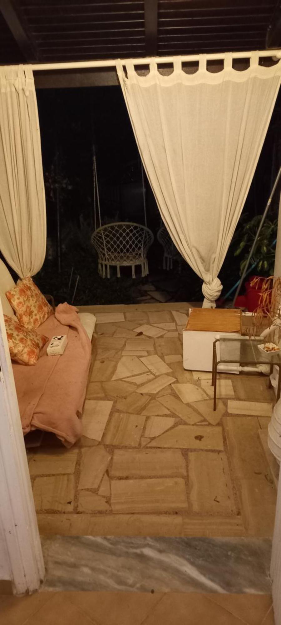 Acharavi Stone Daisy Vakantiehuis